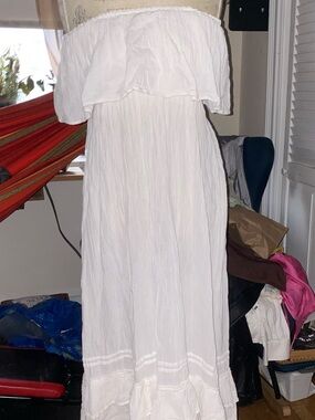 White Strapless Maxi Dress with Ruffle Bodice- NO BRAND TAG